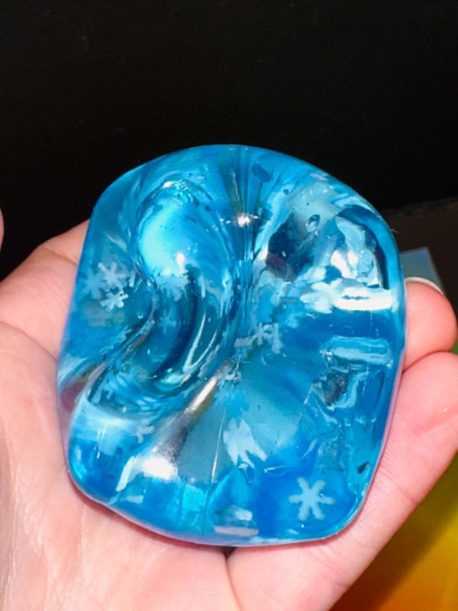 Snowflake Coconut Oil Cube