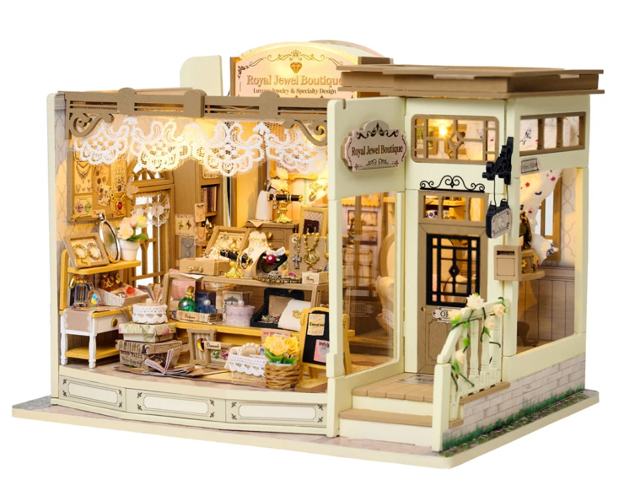 Hands Craft | Royal Jewel Boutique