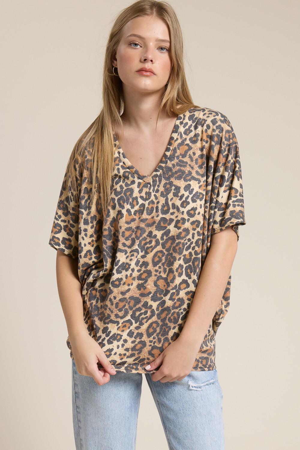 Leopard V-neck Relaxed Fit Top