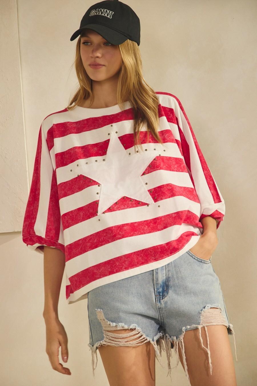 Stripe-Patterned Star Oversized Top