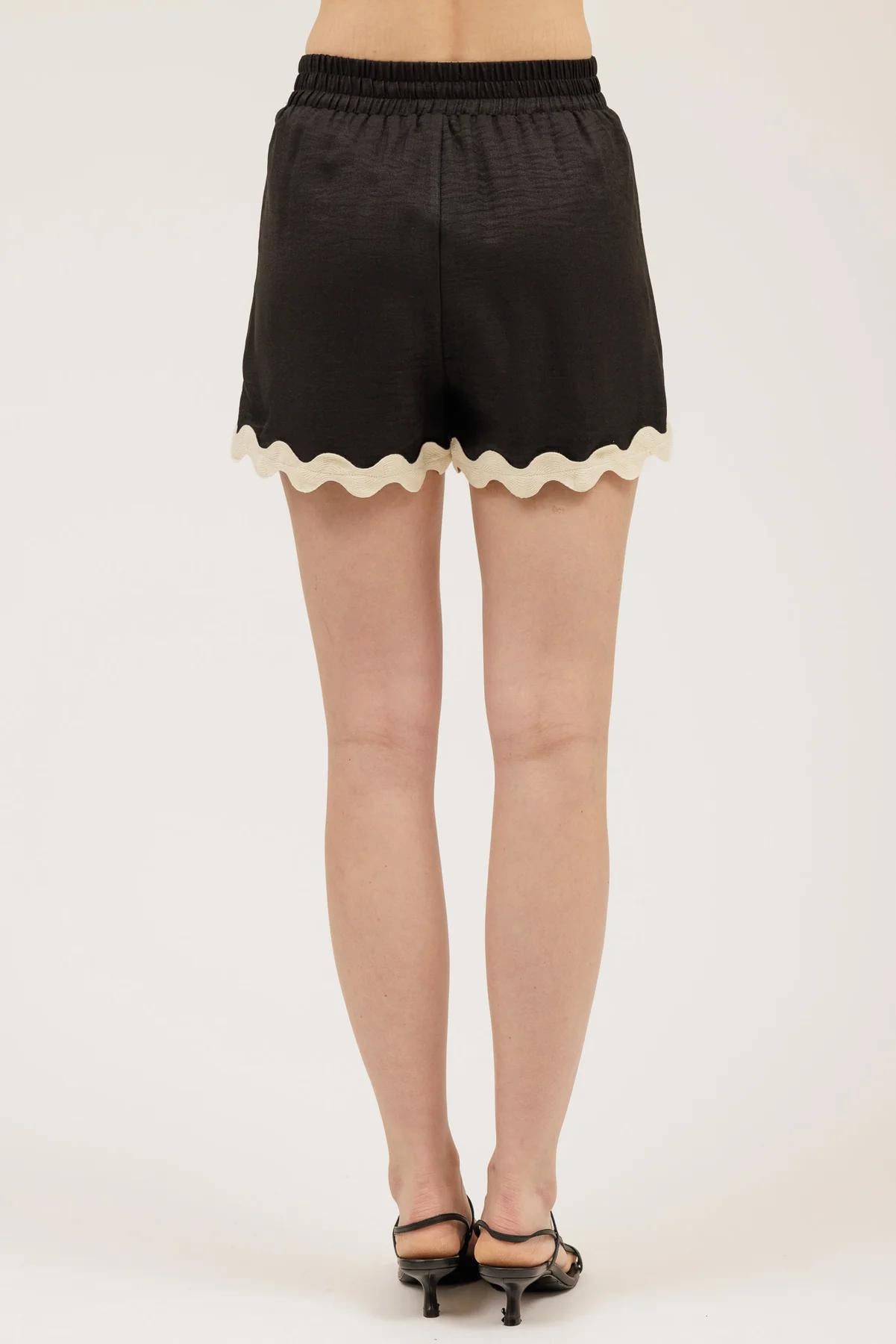 CONTRAST WAVY HEM SLEEVELESS SET