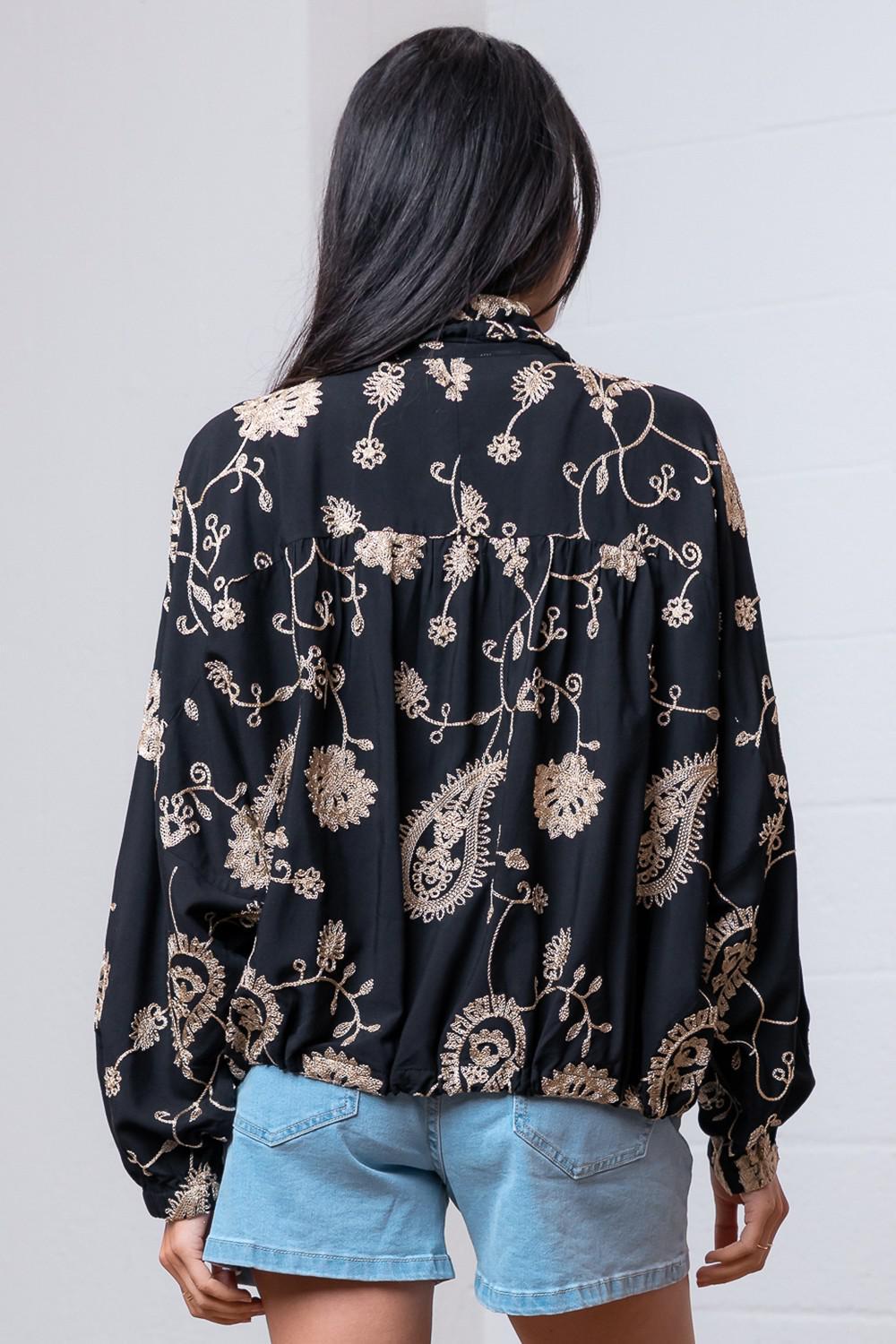 Raglan Emboridery Windbreaker