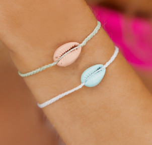 Candy Pink Cowrie Silver Bracelet Winterfresh