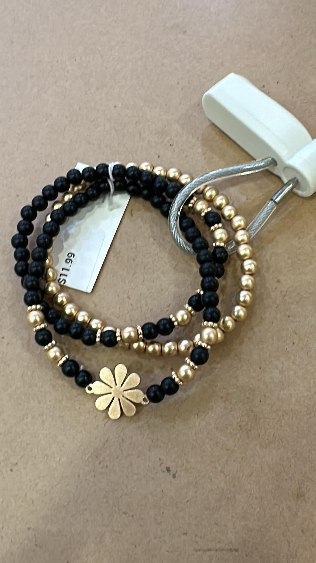 Black Flower Bracelet Set