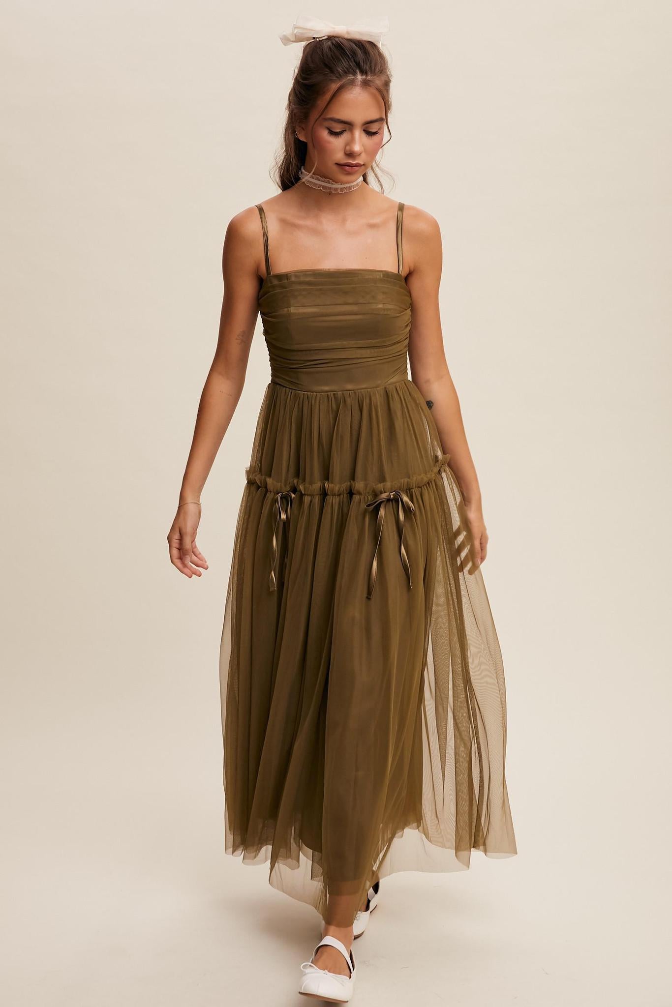 Ruched Tulle Ribbon Detail Midi Dress