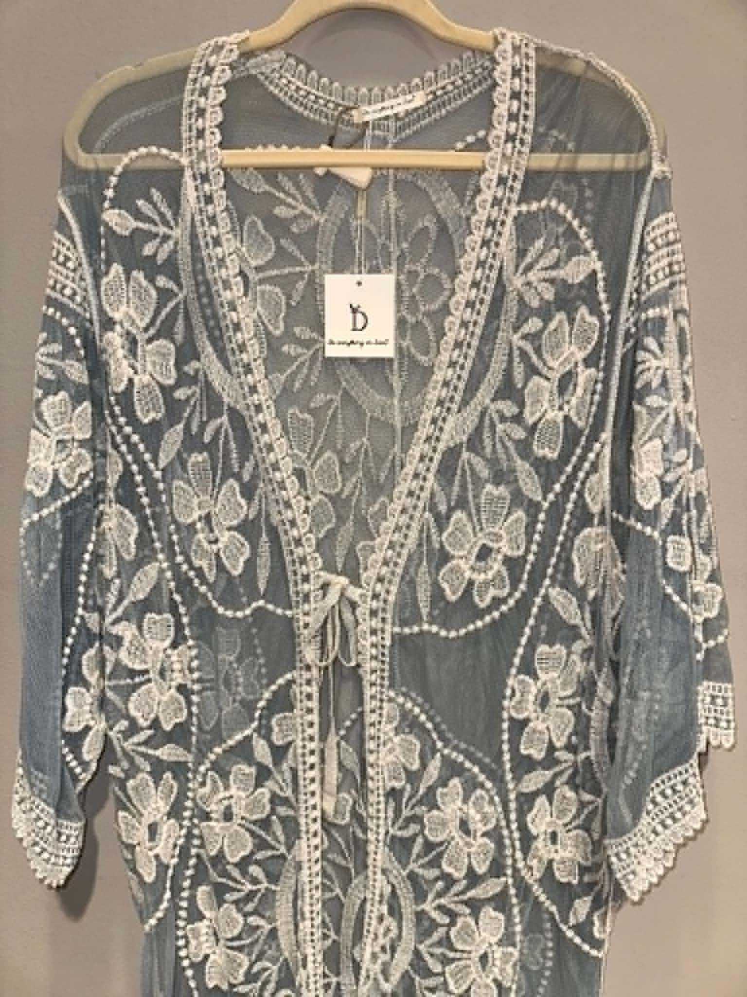 Lace Kimono O/S