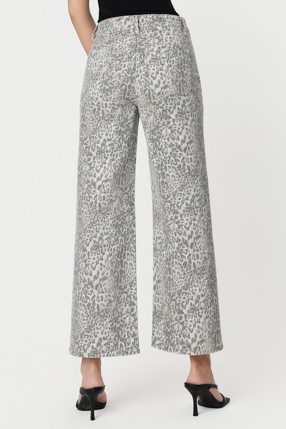 High Rise Patch Pocket Leopard Print Baggy Wide Jeans