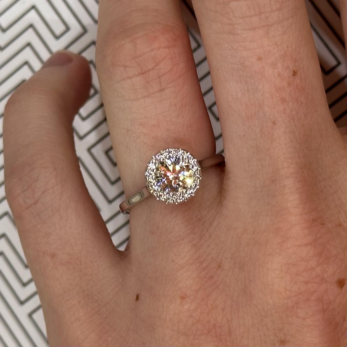 Style 6136 Round Zirconia Ring