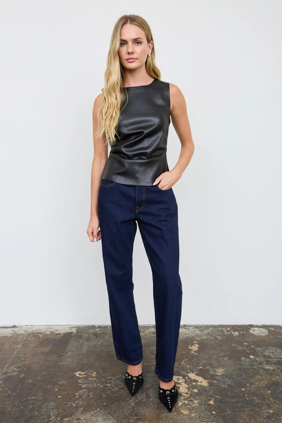 BLACK FAUX LEATHER ROUND NECK RUCHED SLEEVELESS TOP