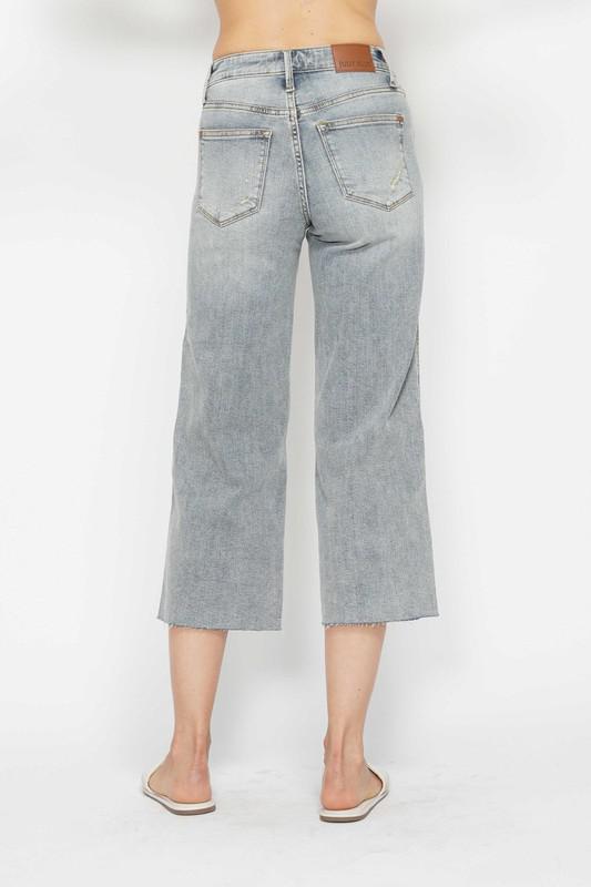 Judy Blue Tummy Control Crop Jeans