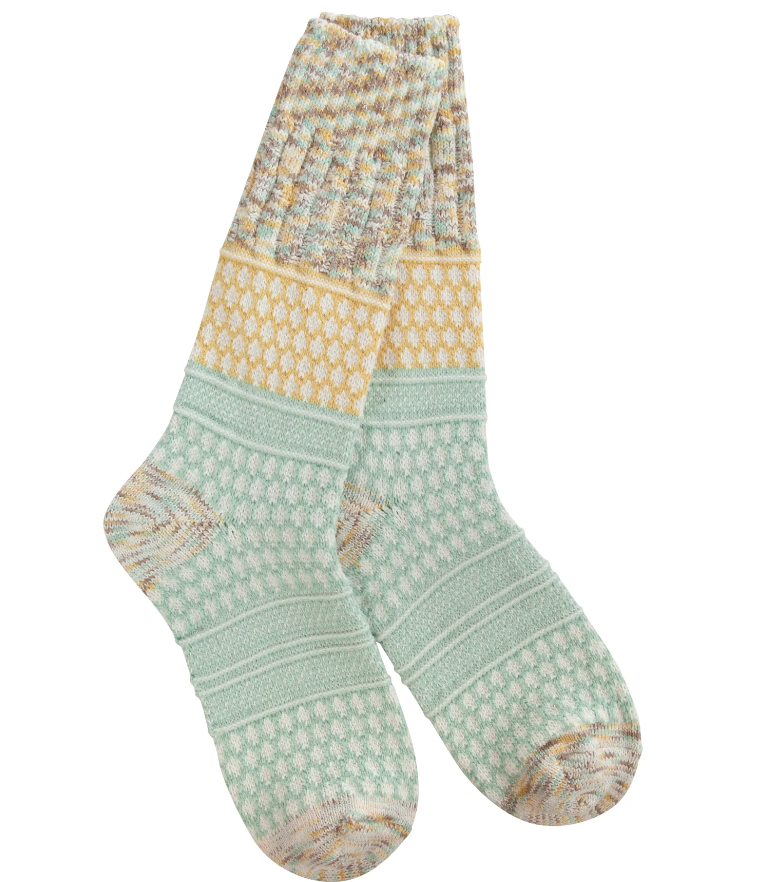 Weekend Gallery Textured Crew Socks