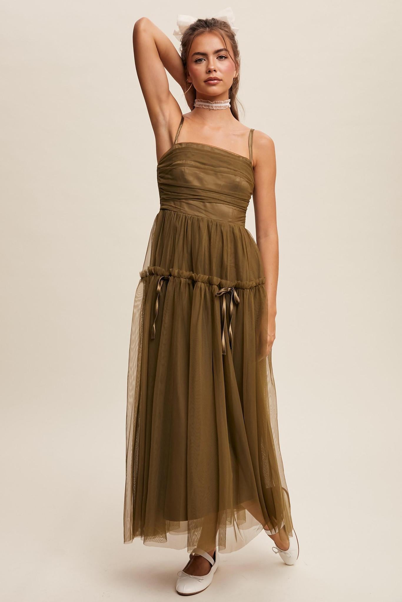Ruched Tulle Ribbon Detail Midi Dress