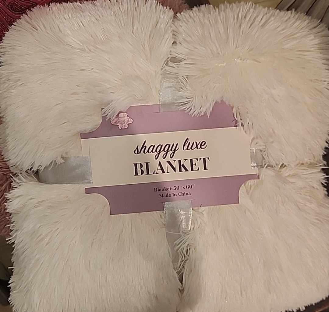 Shaggy Luxe Blanket