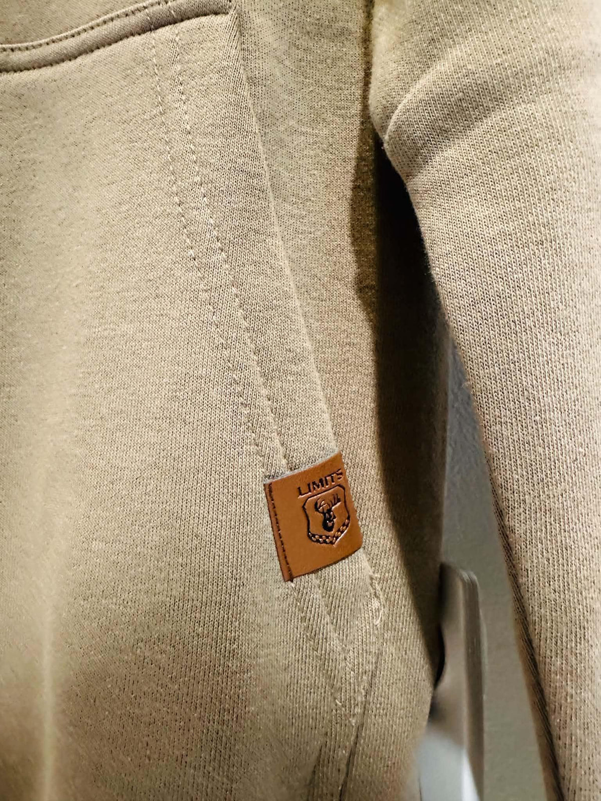 Limits Buck Signature Hoodie - Walnut