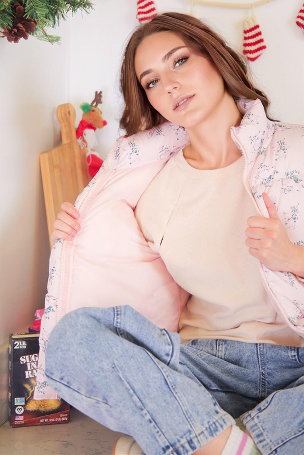 Pink Floral Bow Ruffle Sleeve Puffer Vest