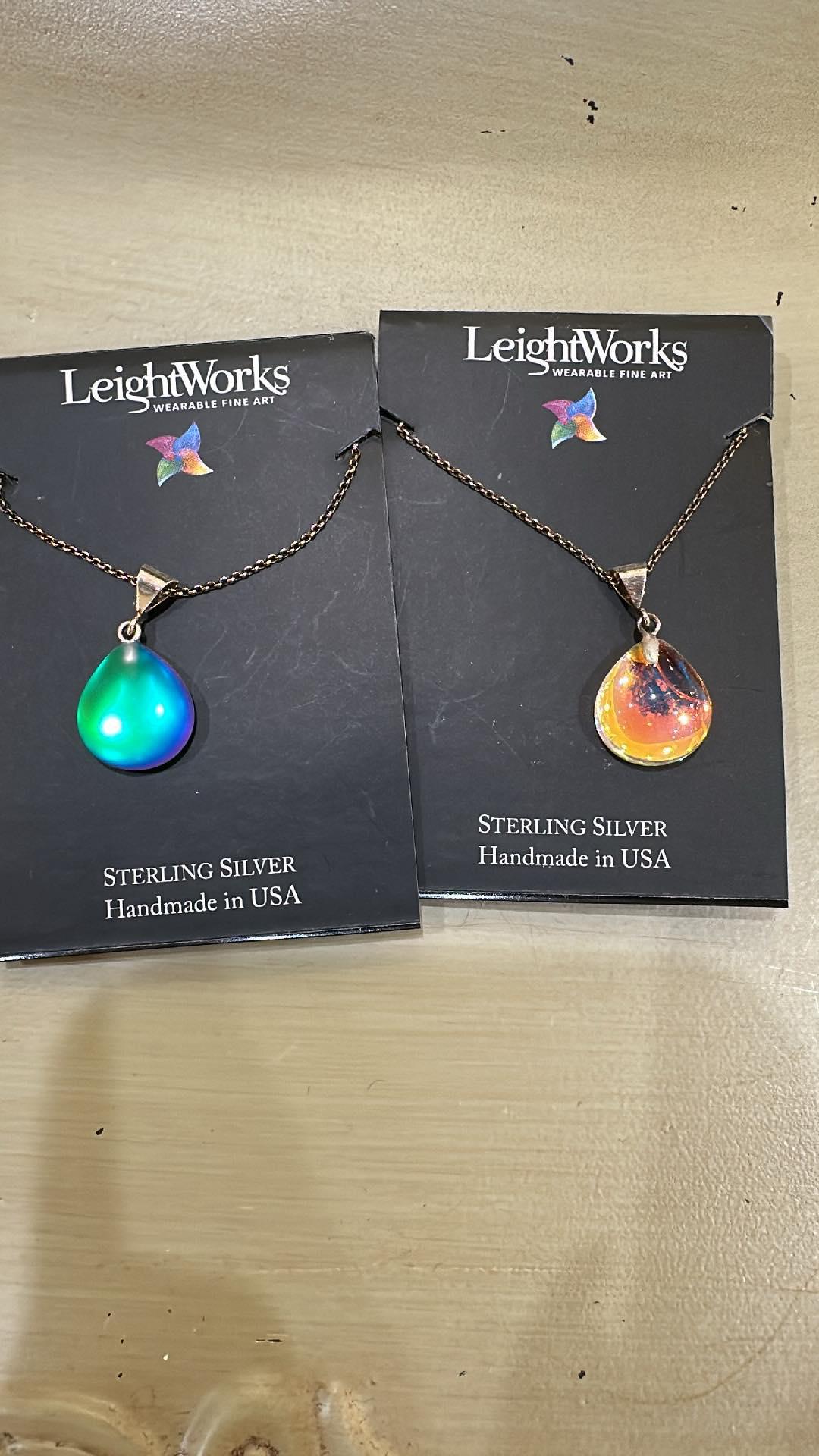 XS Drop Pendant Necklace