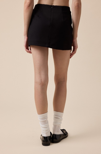 Black One-side Slit Shorts Underneath Mini Skirt
