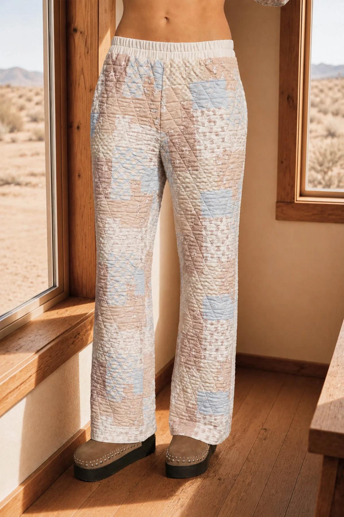 MULTI-PATTERN QUILTED ELASTIC WAIST PANTS