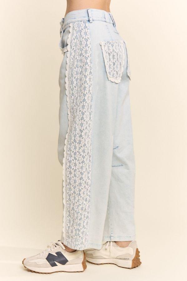 Baggy High Waisted Lace Trim Jeans Relaxed Fit