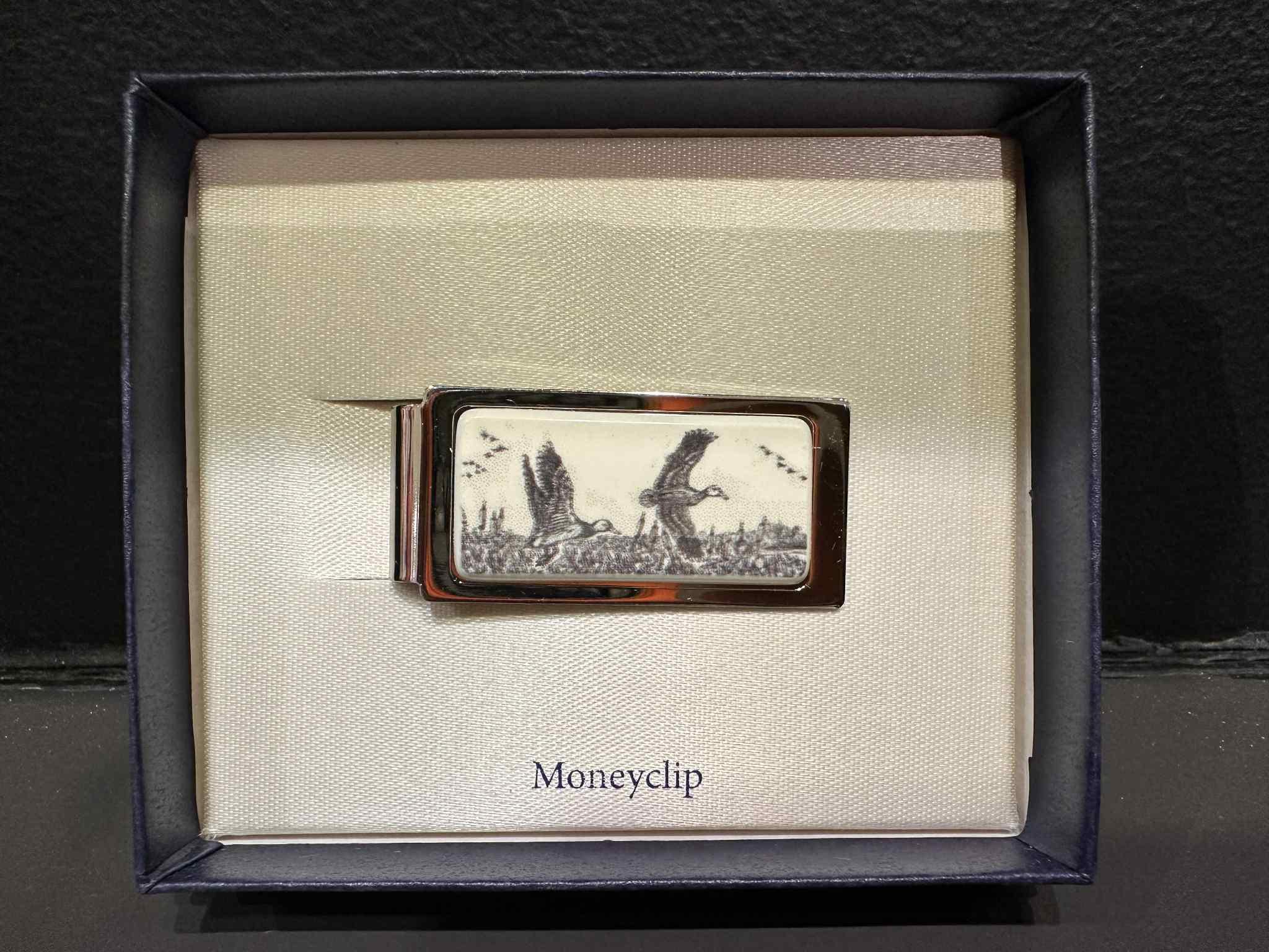Barlow Hinged Money Clip