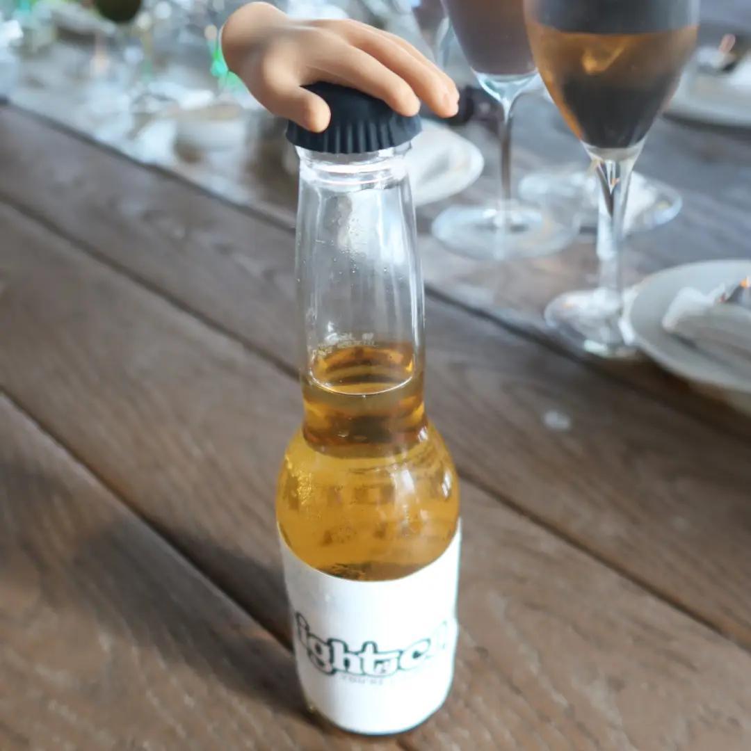 NightCap - The Handy Bottle Top