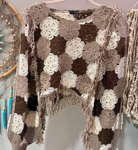 Nyla Floral Crochet Pullover