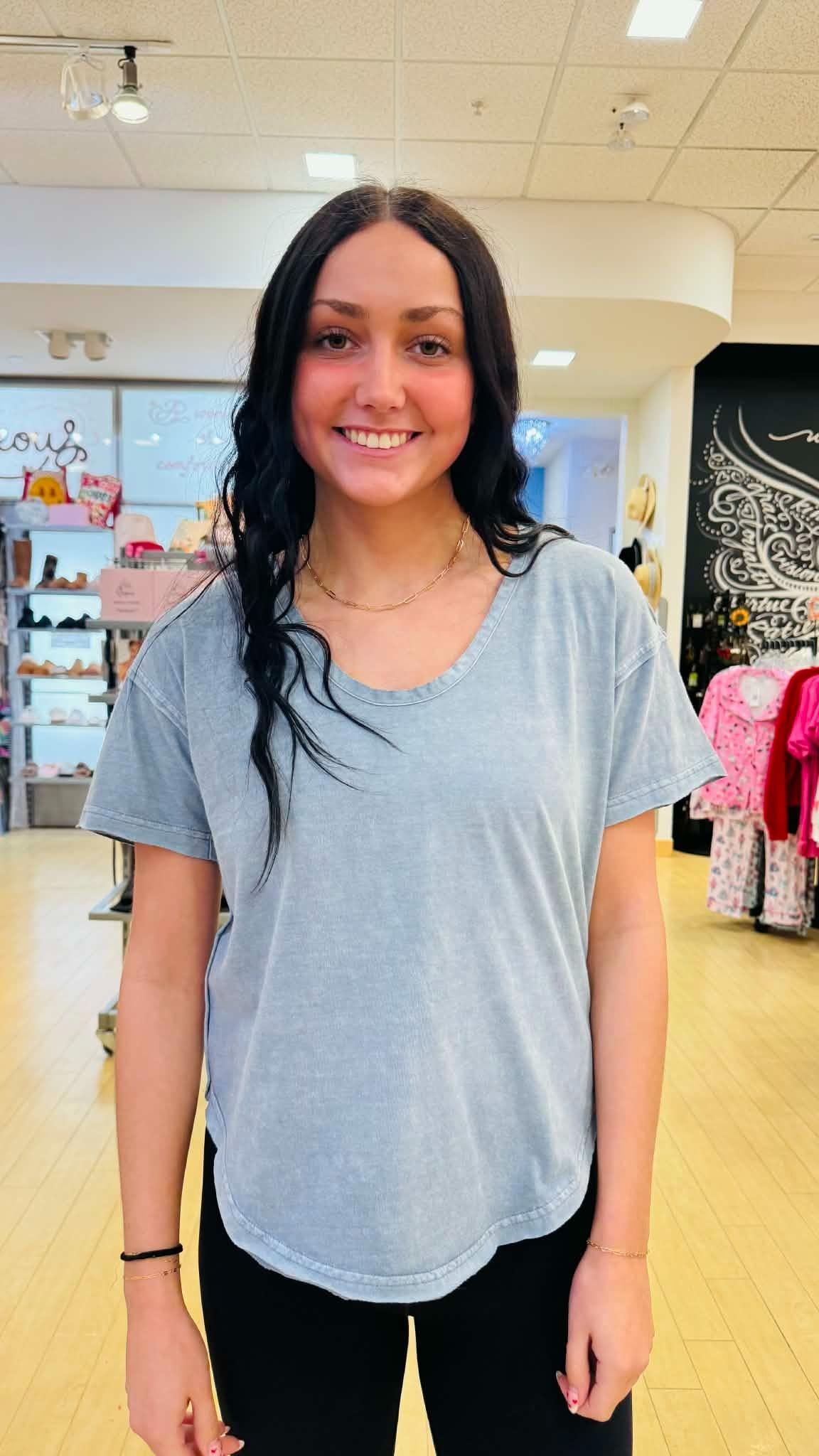 WASHED SCOOP NECK RAW EDGE SHORT SLEEVE KNIT TOP
