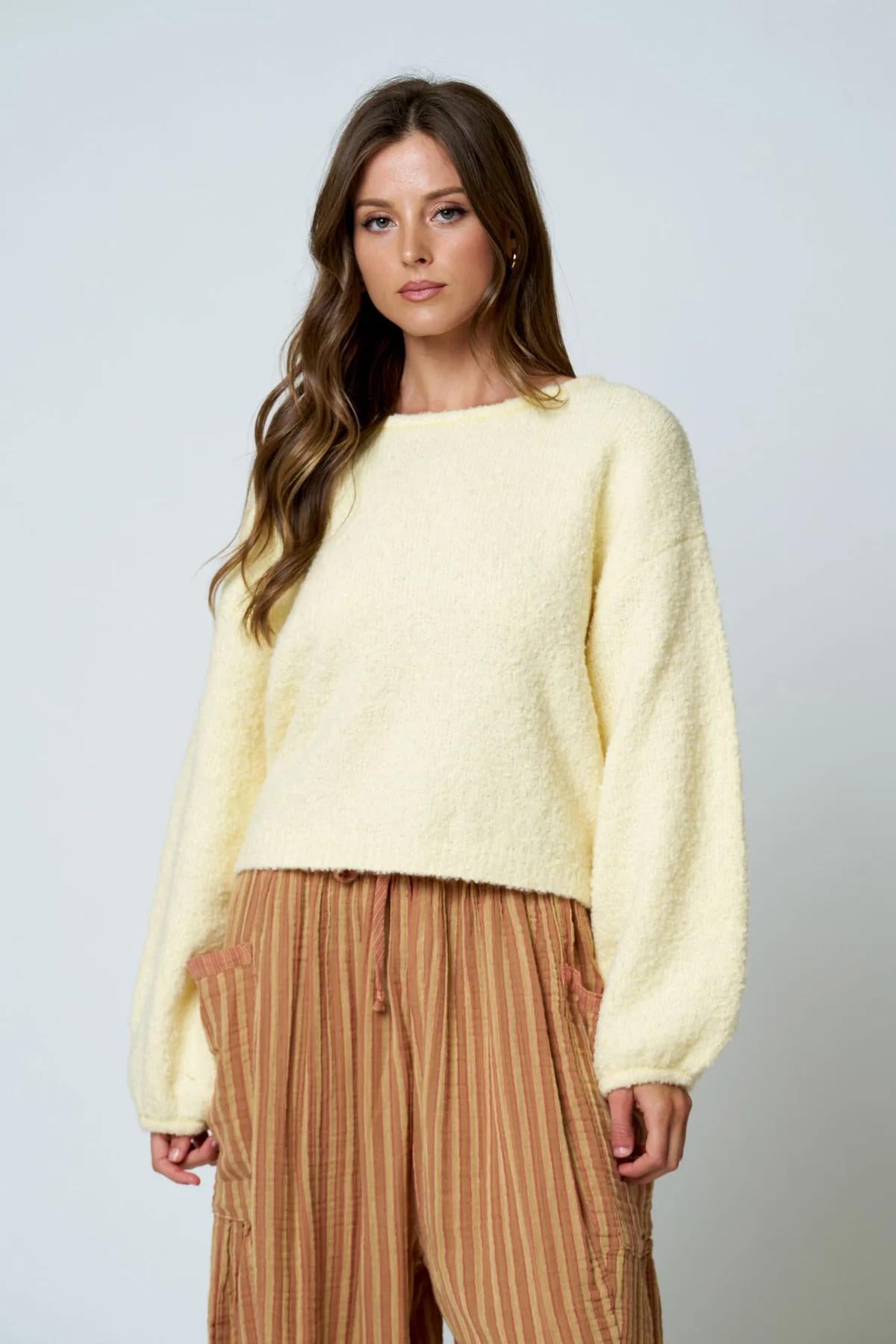 YELLOW LONG SLEEVE FUZZY KNIT PULLOVER SWEATER