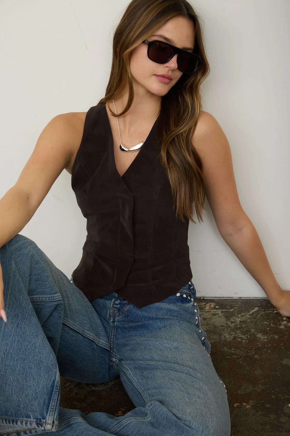 BROWN V-NECK BUTTON DOWN SUEDE VEST