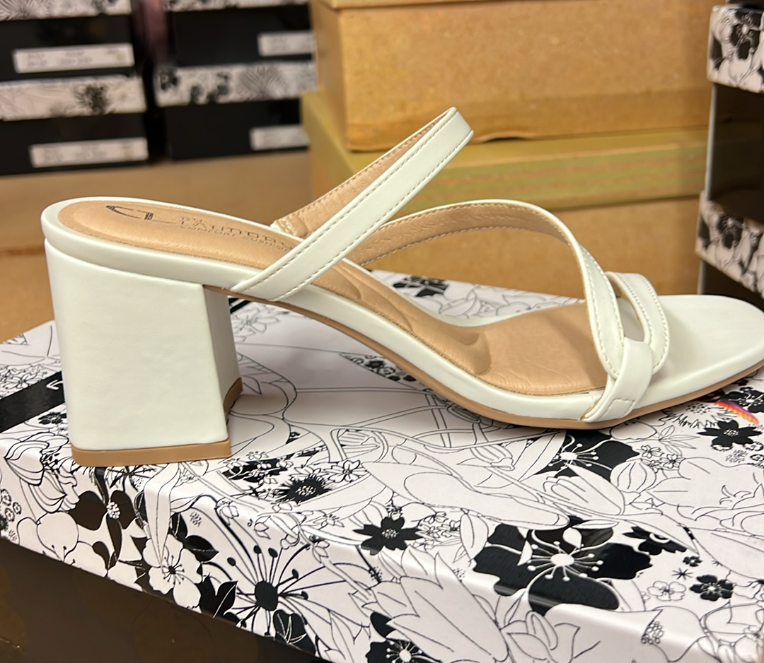 Blaine White Sandals