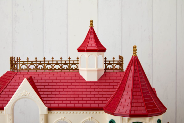 Calico Critters® Red Roof Riverside Manor