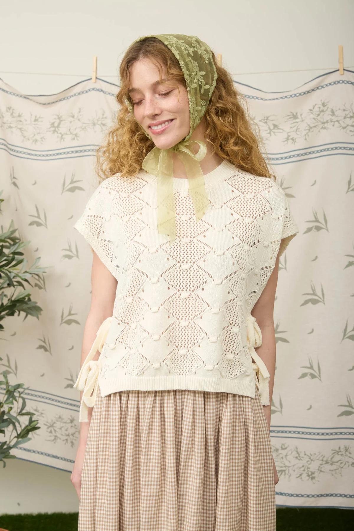 CLIP DOT SHORT SLEEVE SIDE TIE CROCHET SWEATER