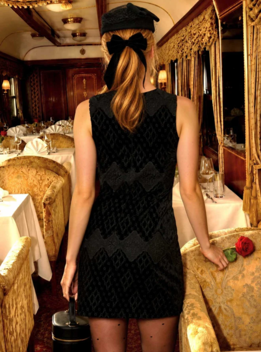 BLACK VELVET LACE PATTERN SLEEVELESS MINI DRESS