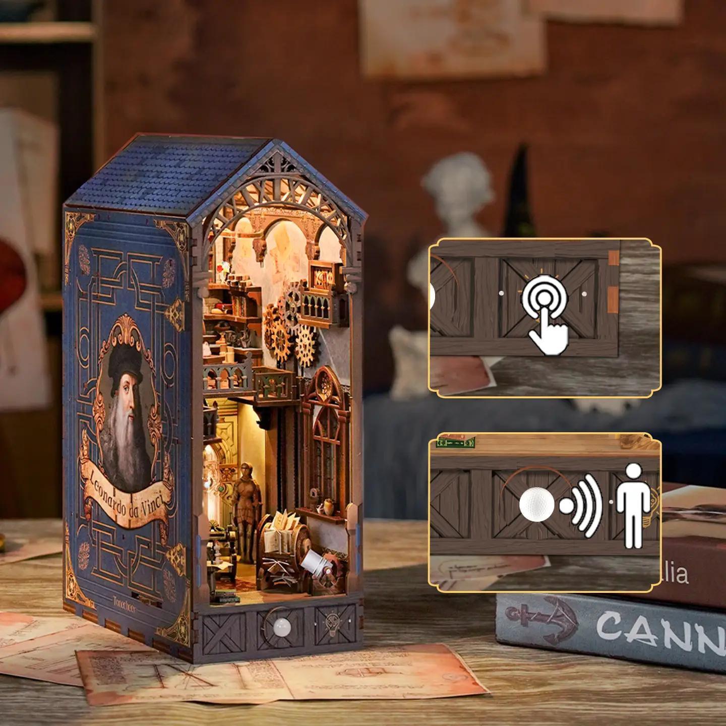 Diy Book Nook Kit: Leonardo Da Vinci