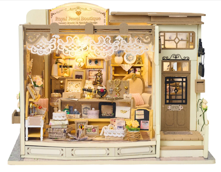 Hands Craft | Royal Jewel Boutique