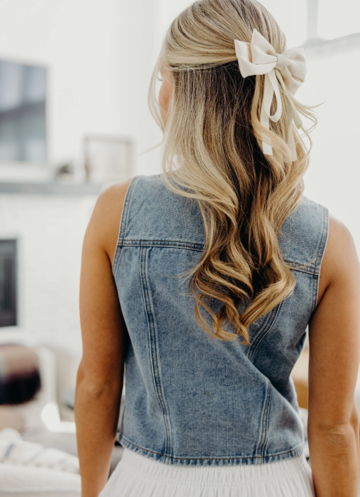 DENIM VEST IN MEDIUM WASH