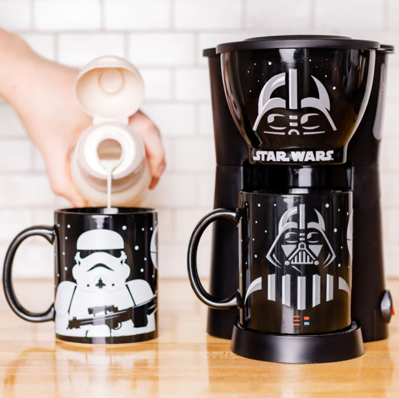 Uncanny Brands Star Wars Coffee Maker - Thumbnail 3
