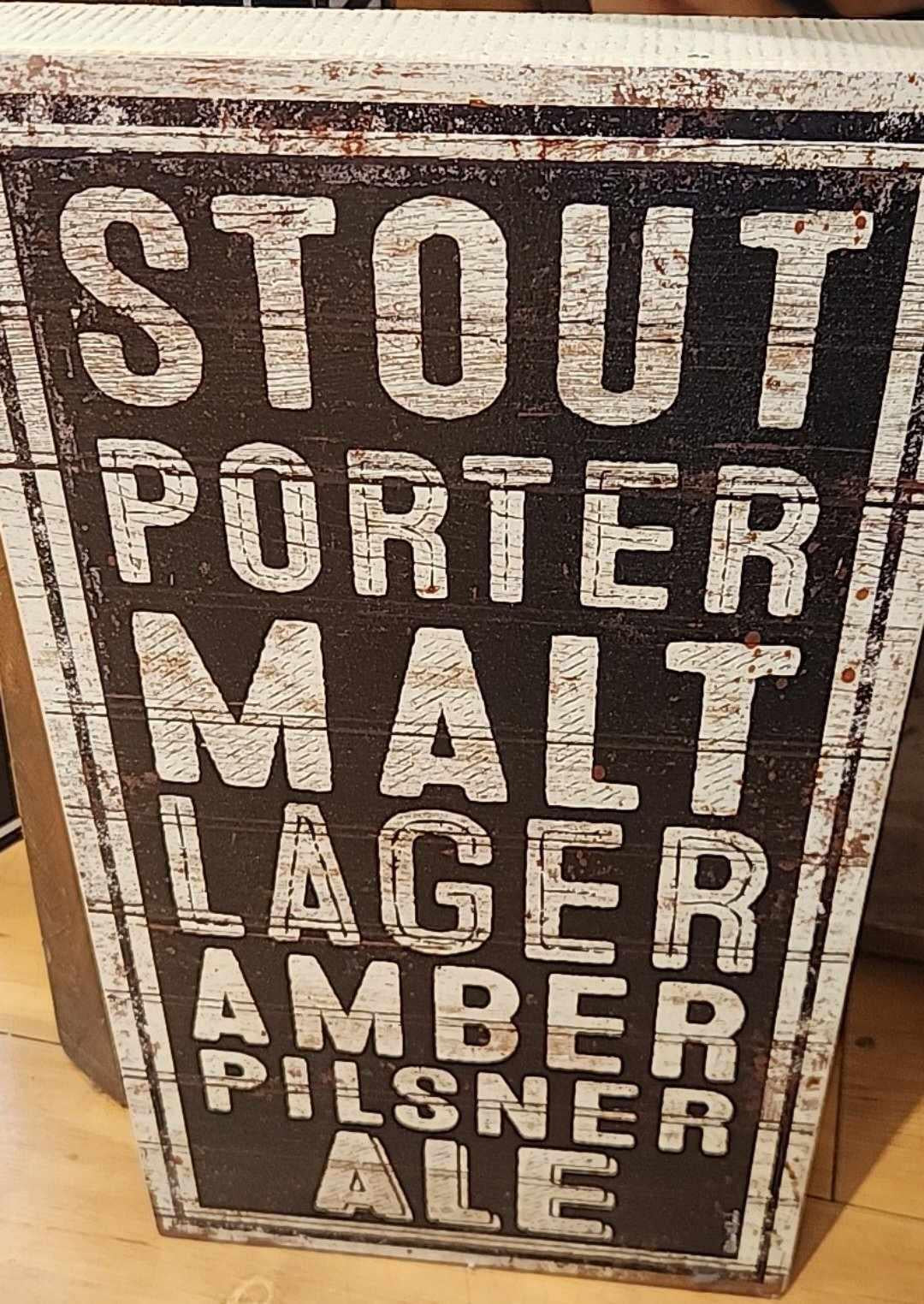 Lager Box Sign