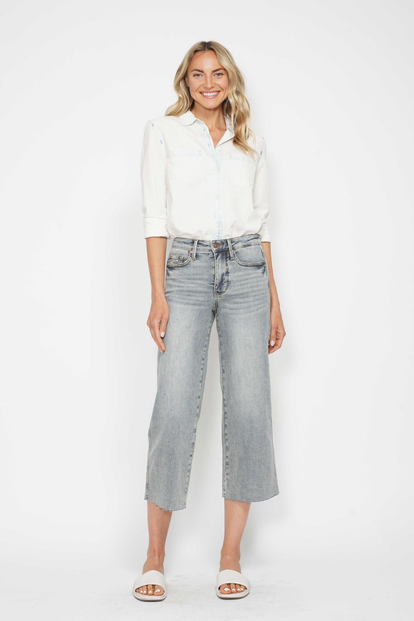 Judy Blue Tummy Control Crop Jeans