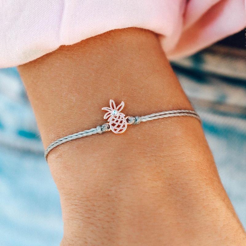 Open Pineapple Charm Bracelet Light Grey