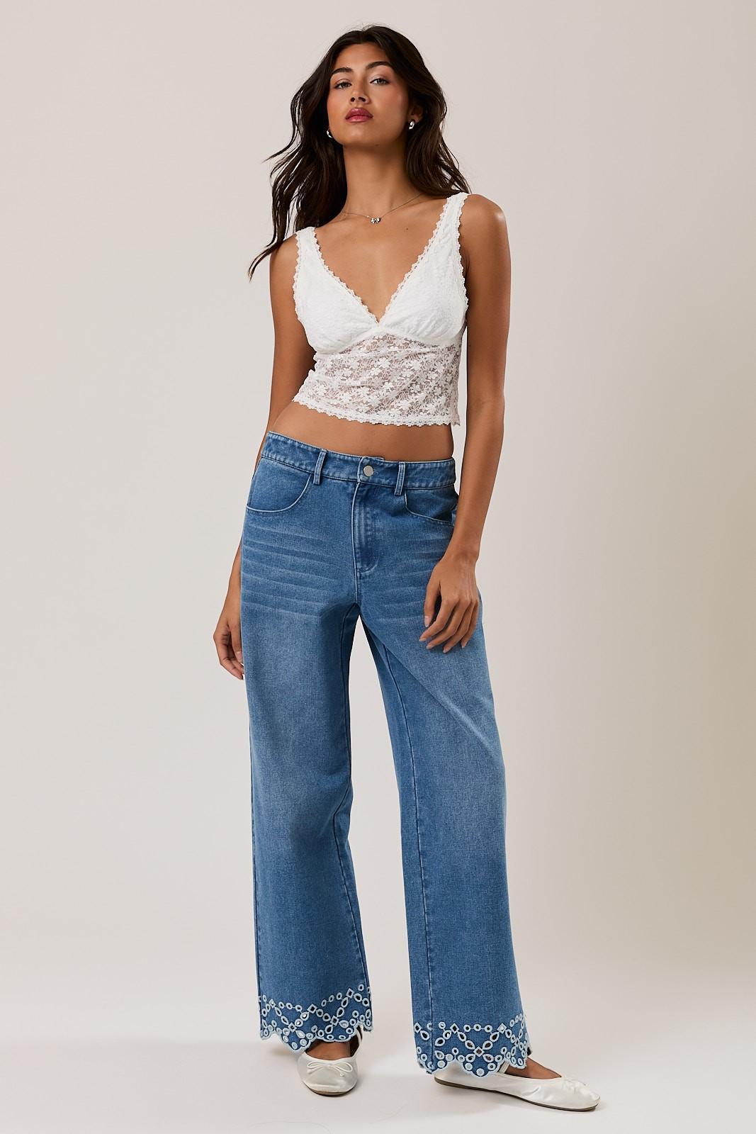 Lace Tank Top With Trim Detail - White