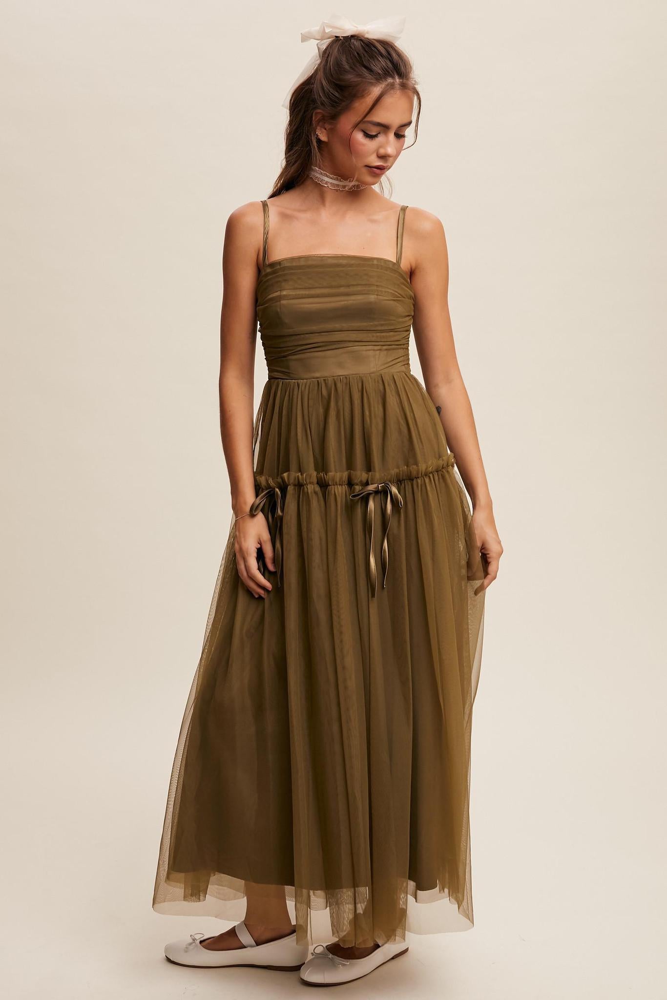Ruched Tulle Ribbon Detail Midi Dress