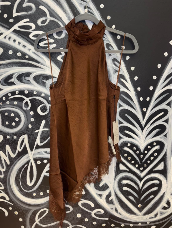 Halter Neck Lace Asymmetrical Hem Top