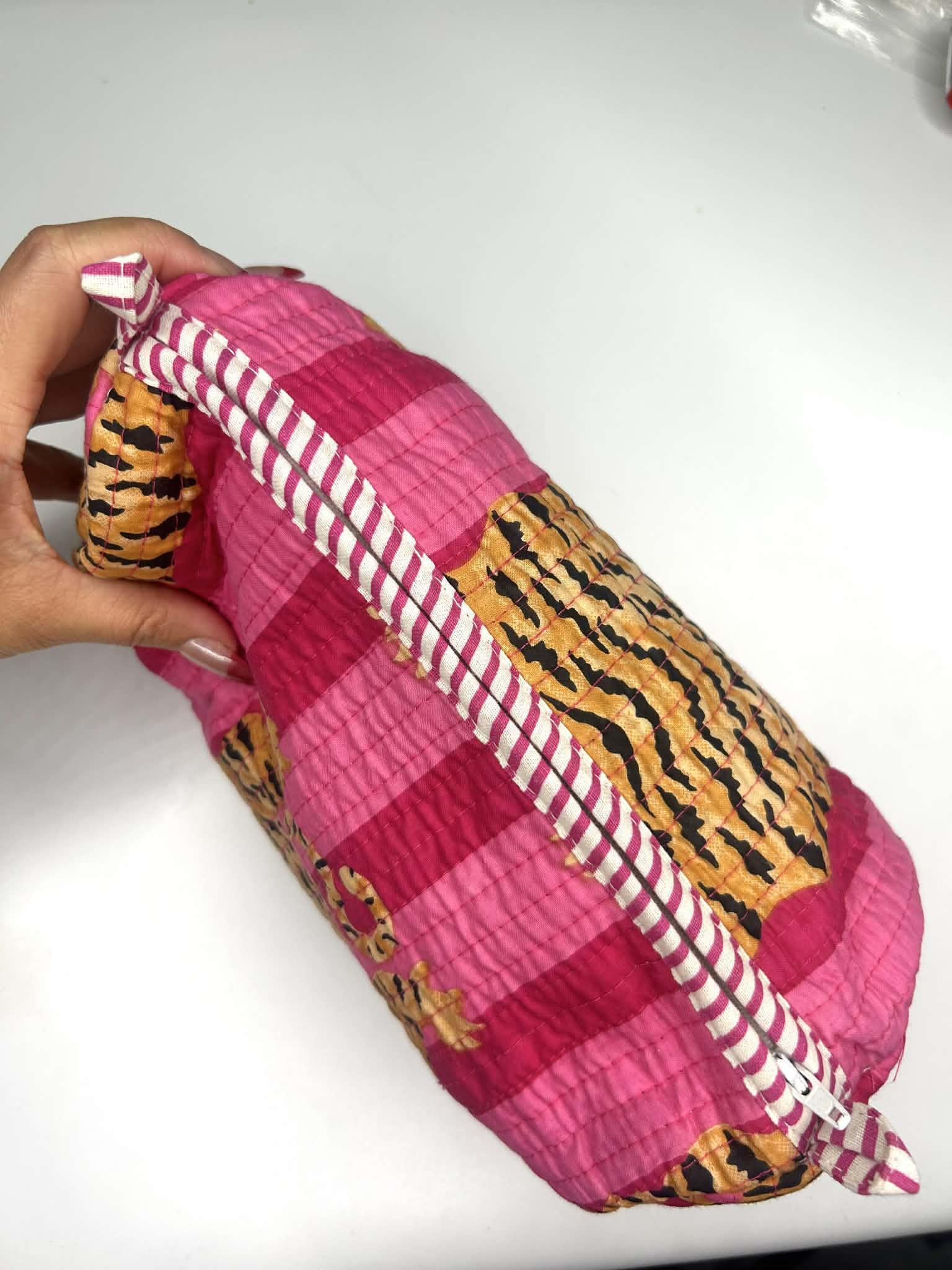 Tiger Quilted Make-Up Set of 3 Nested Bags
