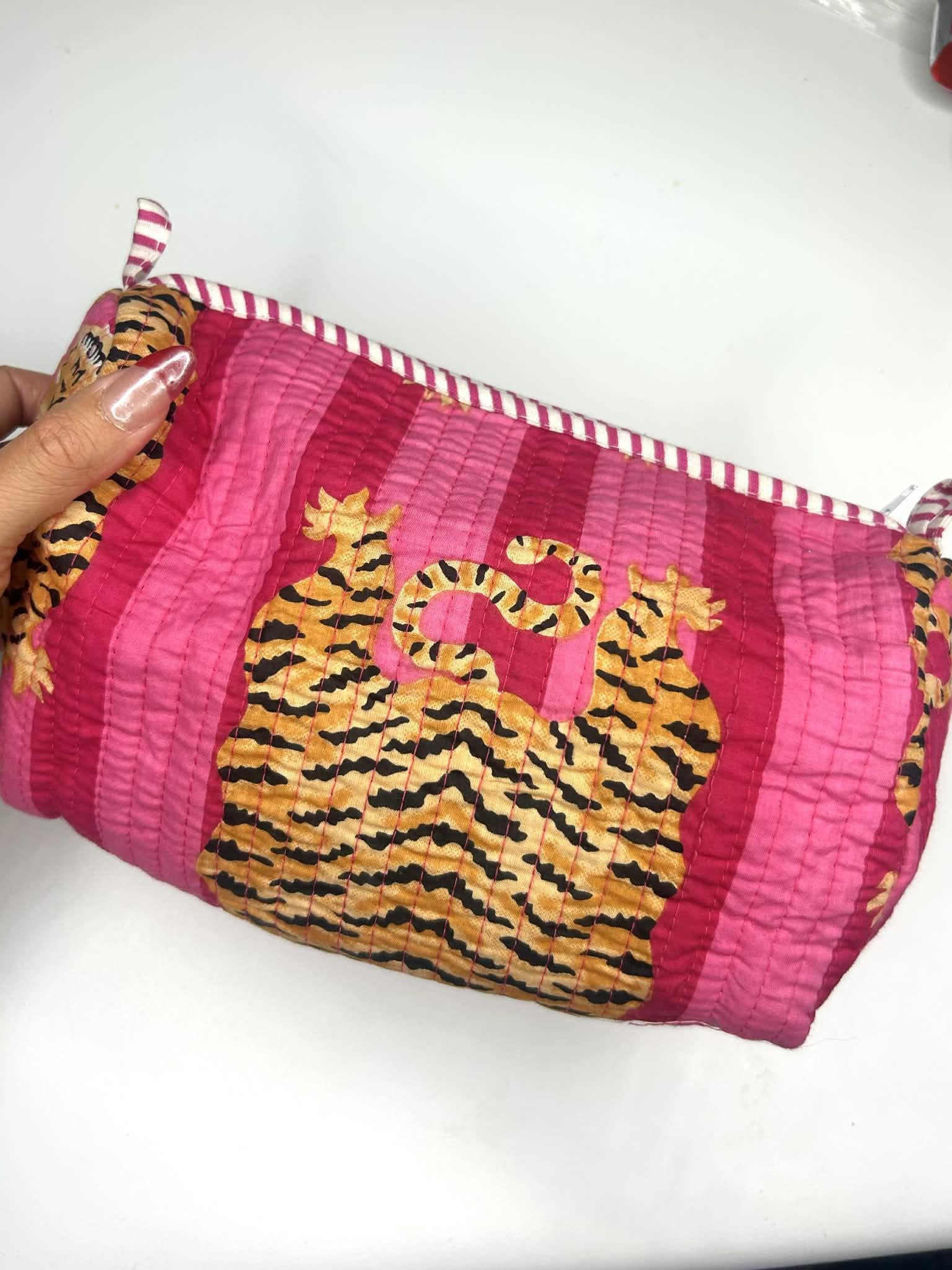 Tiger Quilted Make-Up Set of 3 Nested Bags