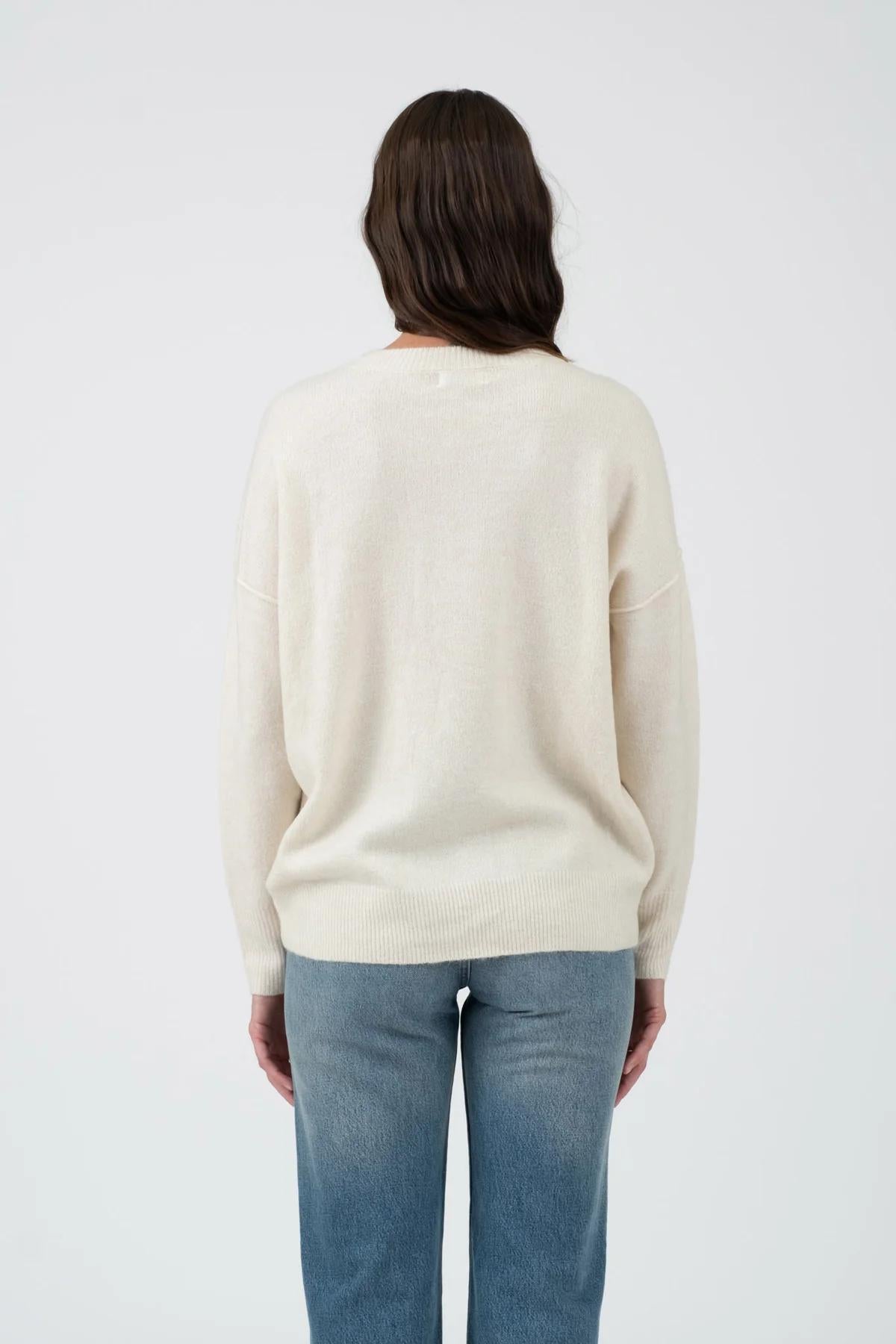 CREAM SOLID CREWNECK FRONT SEAM KNIT SWEATER