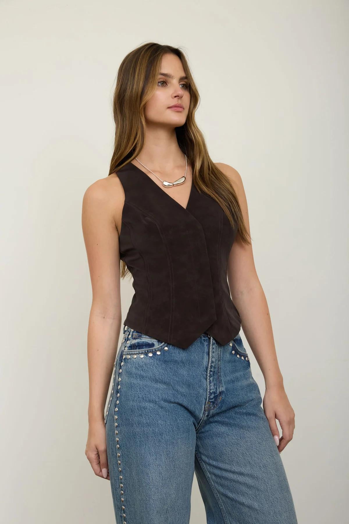 BROWN V-NECK BUTTON DOWN SUEDE VEST