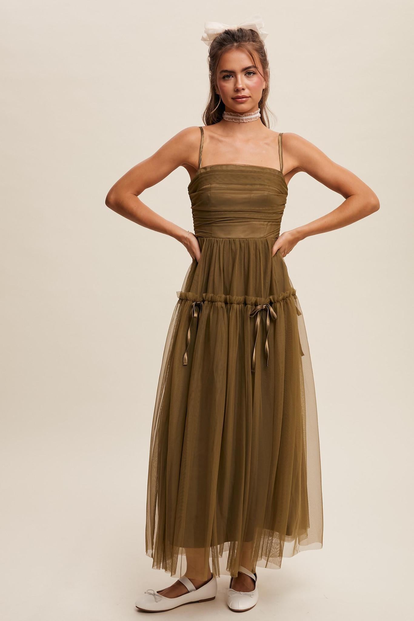 Ruched Tulle Ribbon Detail Midi Dress