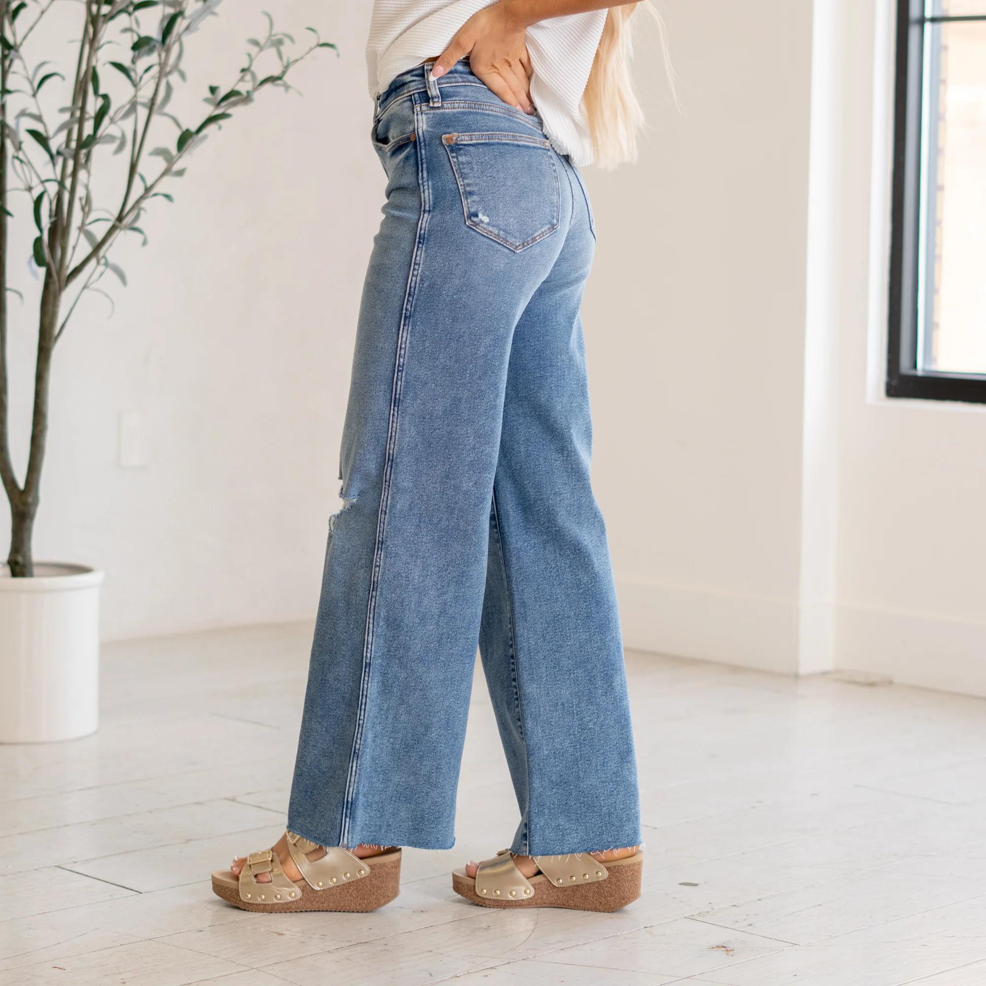 Judy Blue Vintage Wash Wide Leg Jeans