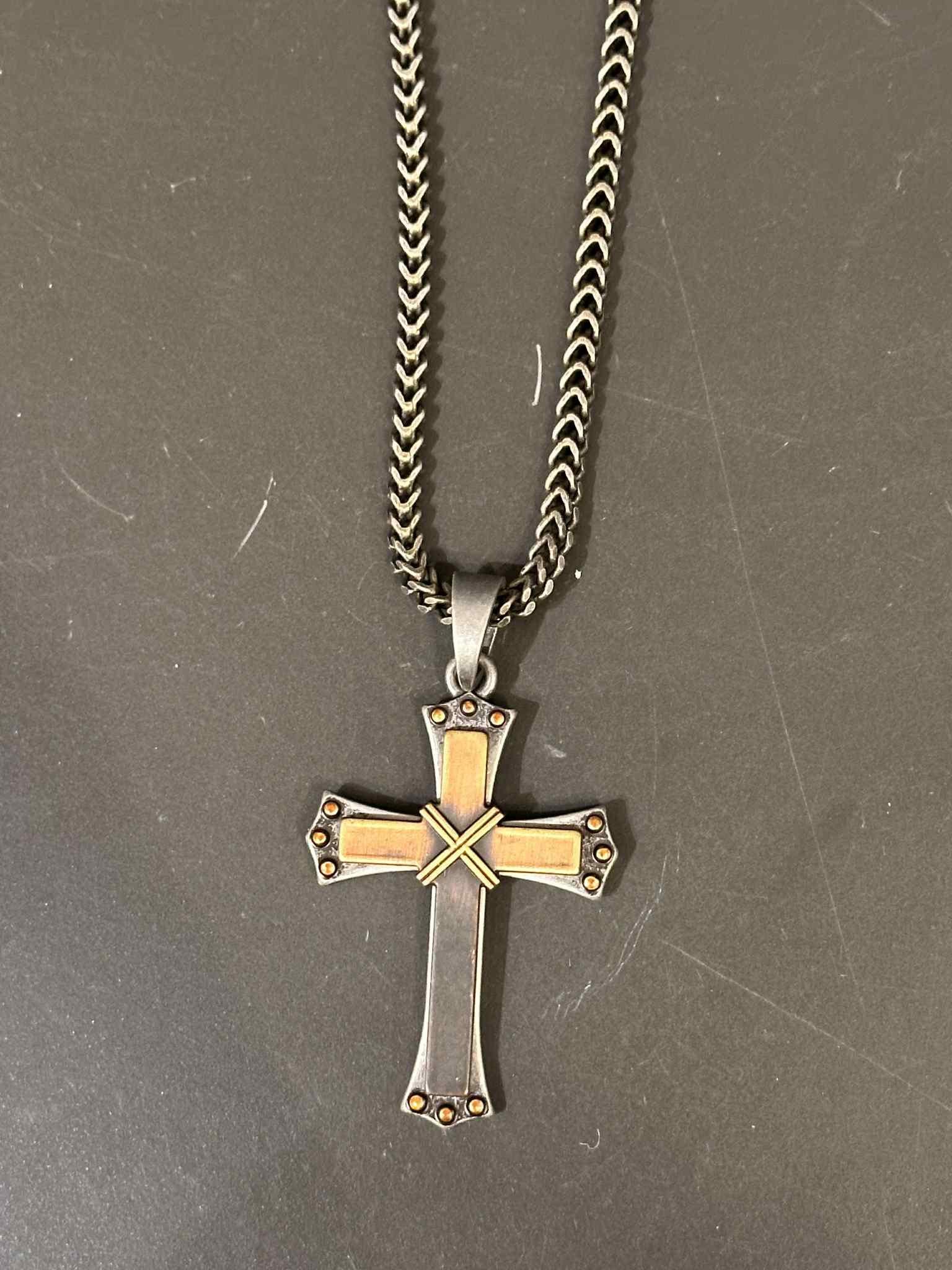 Twister Men's Chain Necklaces